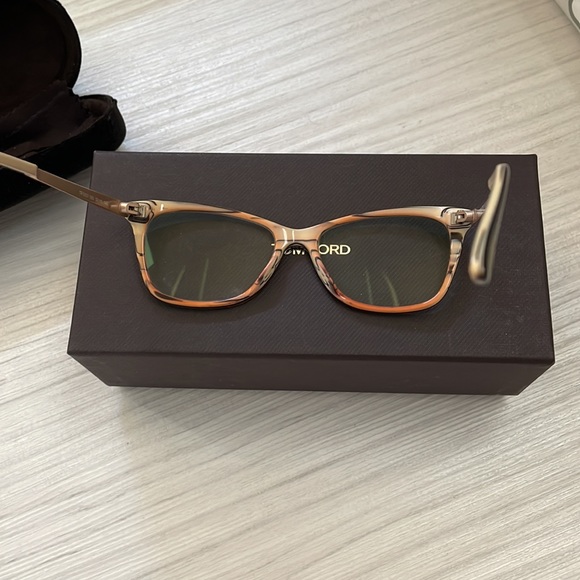 Tom Ford reading glasses - Picture 2 of 5